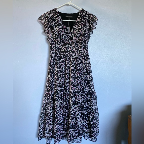 Banana Republic Dresses & Skirts - New with Tags, Size 0 petite, Floral Banana Republic Midi Dress